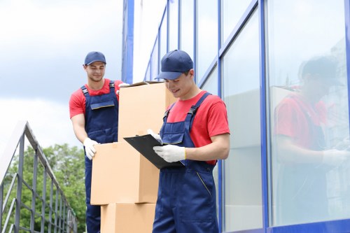 Local storage space in Vauxhall for home renovation belongings