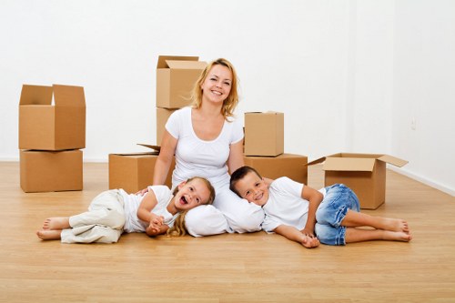 Organised storage and transport setup for small removals in Vauxhall